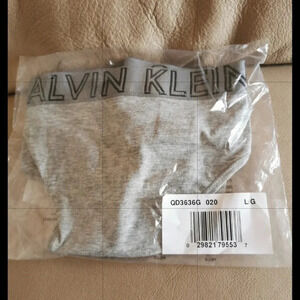 Calvin Klein Heather Dark Grey Thong Underwear Panty 100% Cotton size L